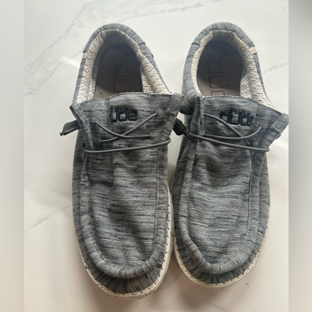Men's Hey Dudes Size 10